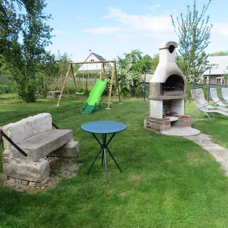 La Fermette De L'yeres 度假居